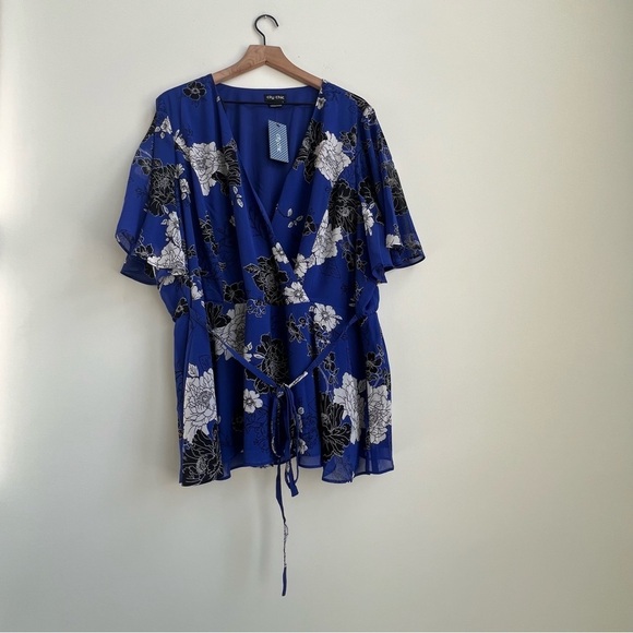 New City Chic La Fleur Blue Floral Blouse XXL Flutter Sleeve Faux Wrap Chiffon - Picture 3 of 11